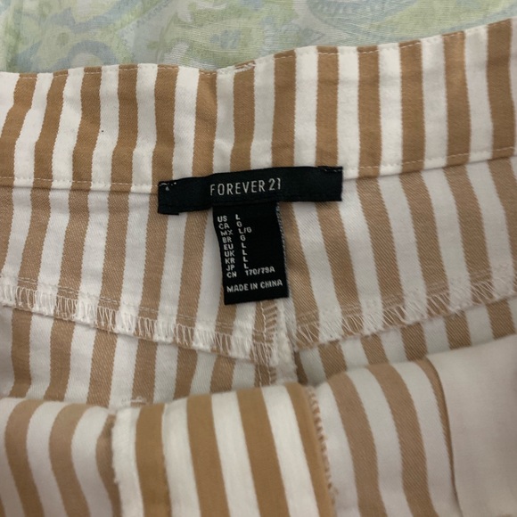 White striped mini skirt forever 21 - Picture 3 of 3